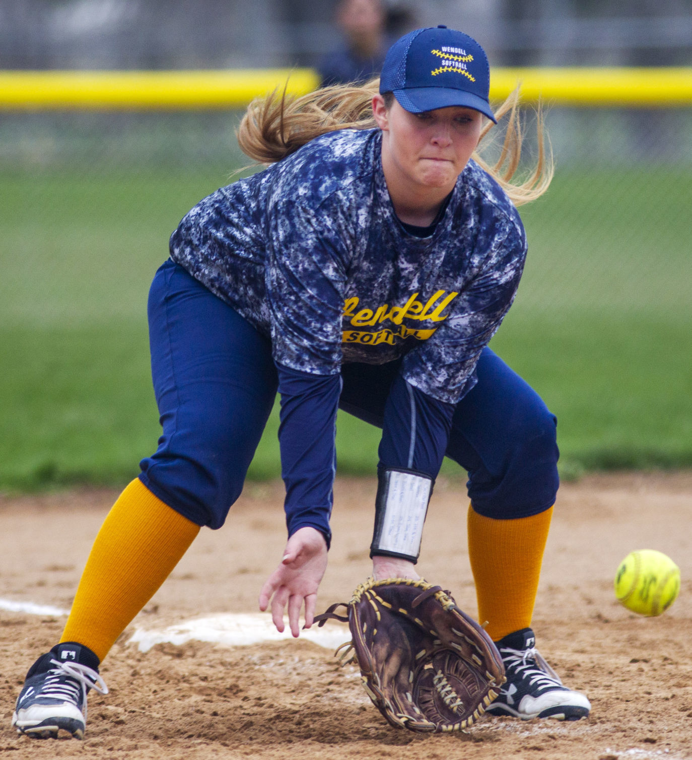 Wendell vs. Declo softball